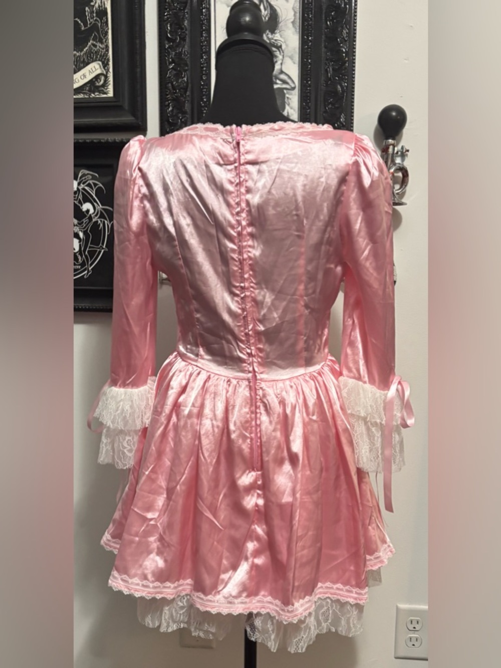 NWT Dolls Kill / Trickz N’ Treatz Cake Queen Marie Antoinette Costume Dress - Picture 2 of 6